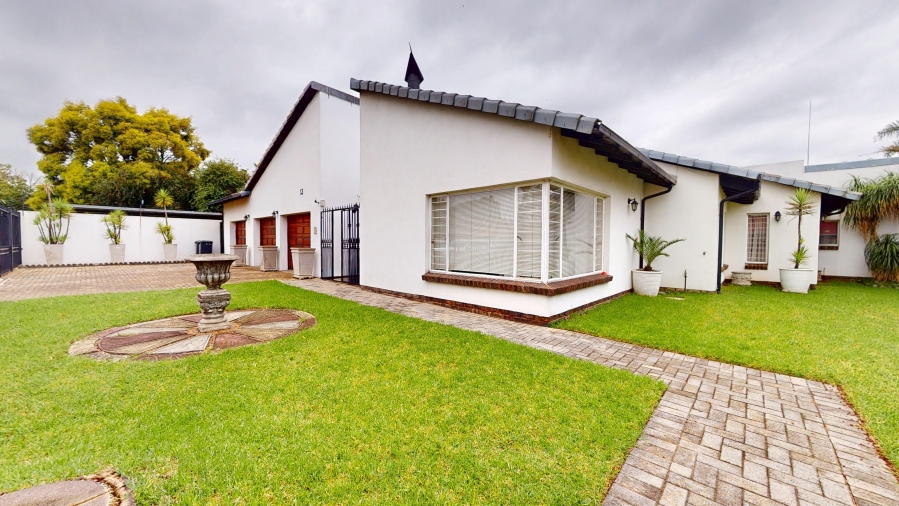 3 Bedroom Property for Sale in Sunward Park Gauteng