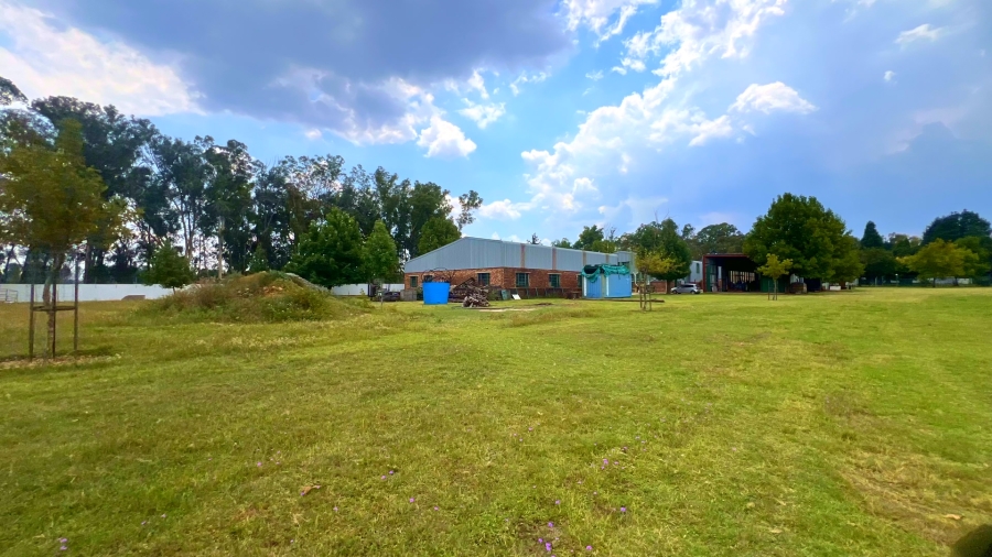 4 Bedroom Property for Sale in Walker Fruit Farms Gauteng