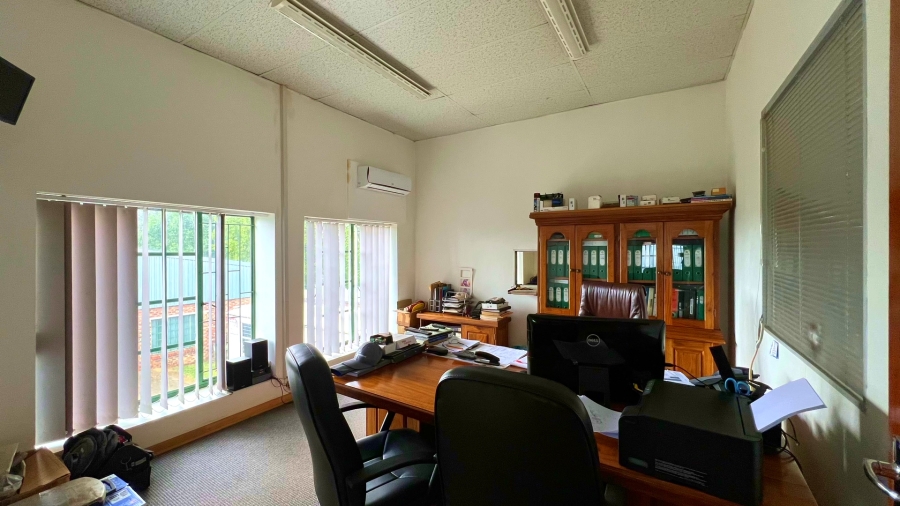 4 Bedroom Property for Sale in Walker Fruit Farms Gauteng