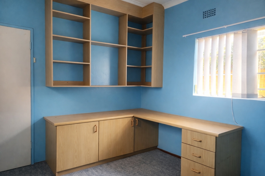 To Let 4 Bedroom Property for Rent in Witpoortjie Gauteng