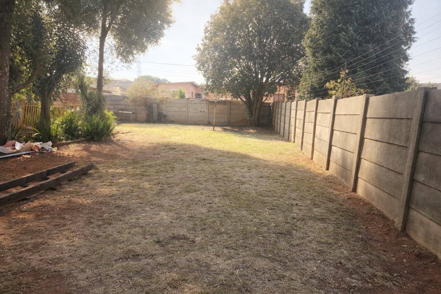To Let 4 Bedroom Property for Rent in Witpoortjie Gauteng