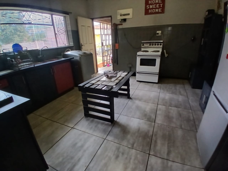 4 Bedroom Property for Sale in Selcourt Gauteng