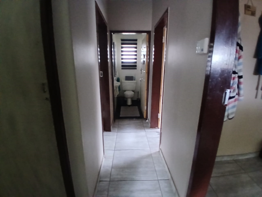 4 Bedroom Property for Sale in Selcourt Gauteng