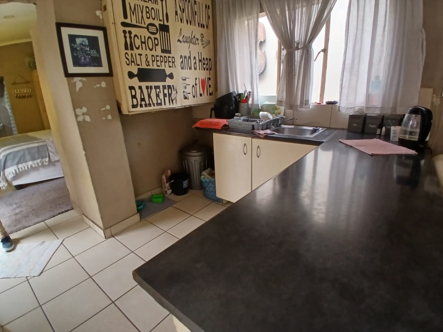 4 Bedroom Property for Sale in Selcourt Gauteng