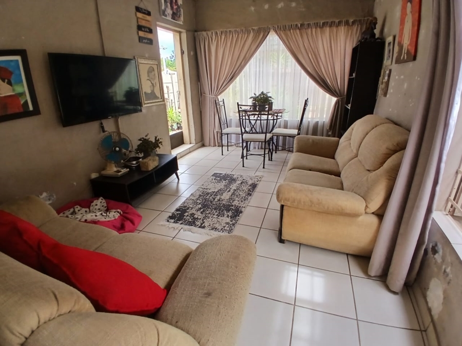4 Bedroom Property for Sale in Selcourt Gauteng