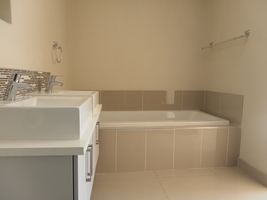 To Let 2 Bedroom Property for Rent in Menlo Park Gauteng