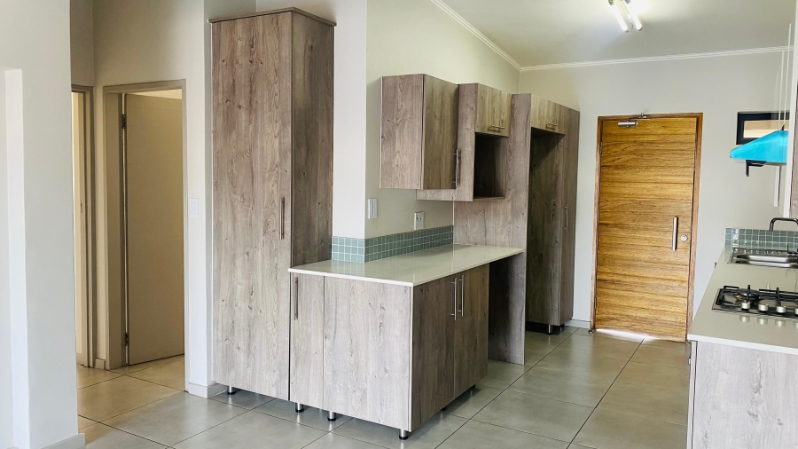3 Bedroom Property for Sale in Glen Marais Gauteng
