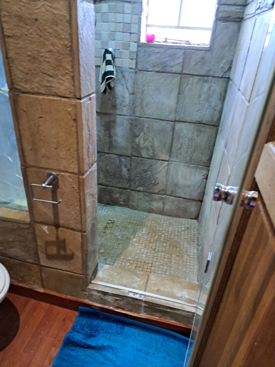 1 Bedroom Property for Sale in Rynoue Gauteng