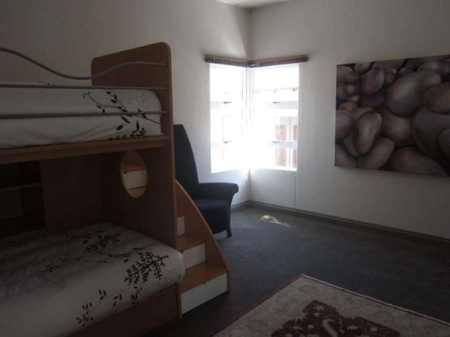 5 Bedroom Property for Sale in Waterkloof Ridge Gauteng