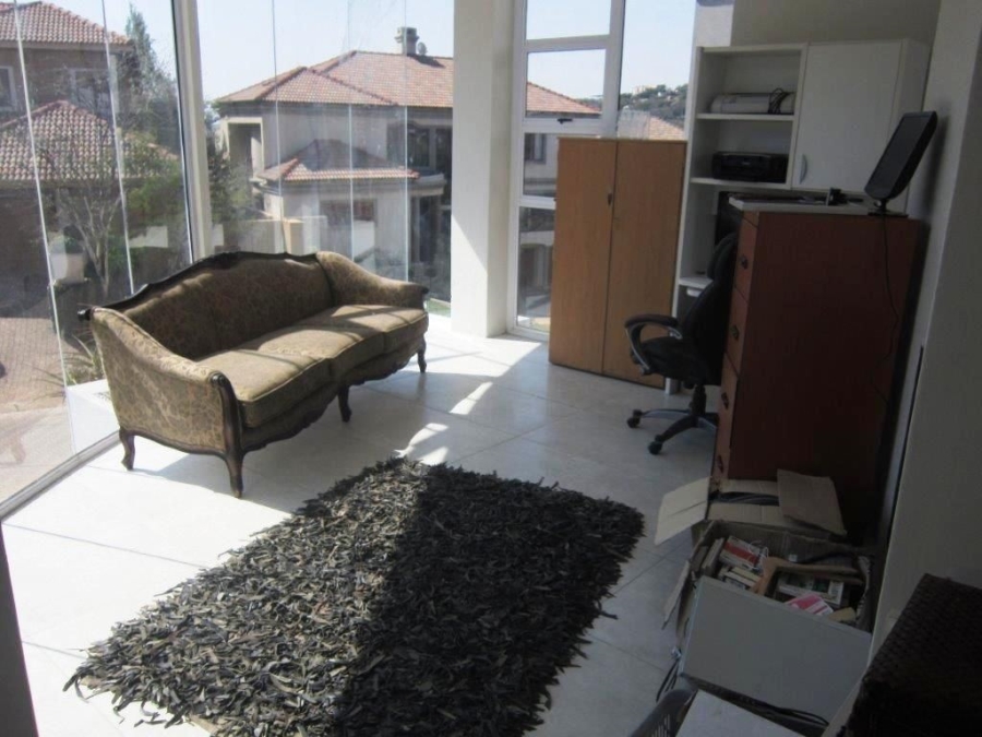 5 Bedroom Property for Sale in Waterkloof Ridge Gauteng