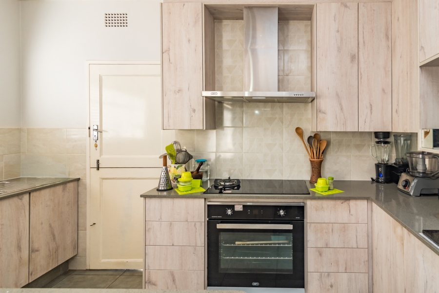 4 Bedroom Property for Sale in Helderkruin Gauteng