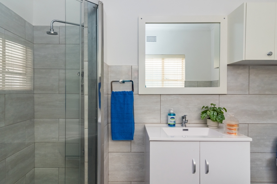 4 Bedroom Property for Sale in Helderkruin Gauteng