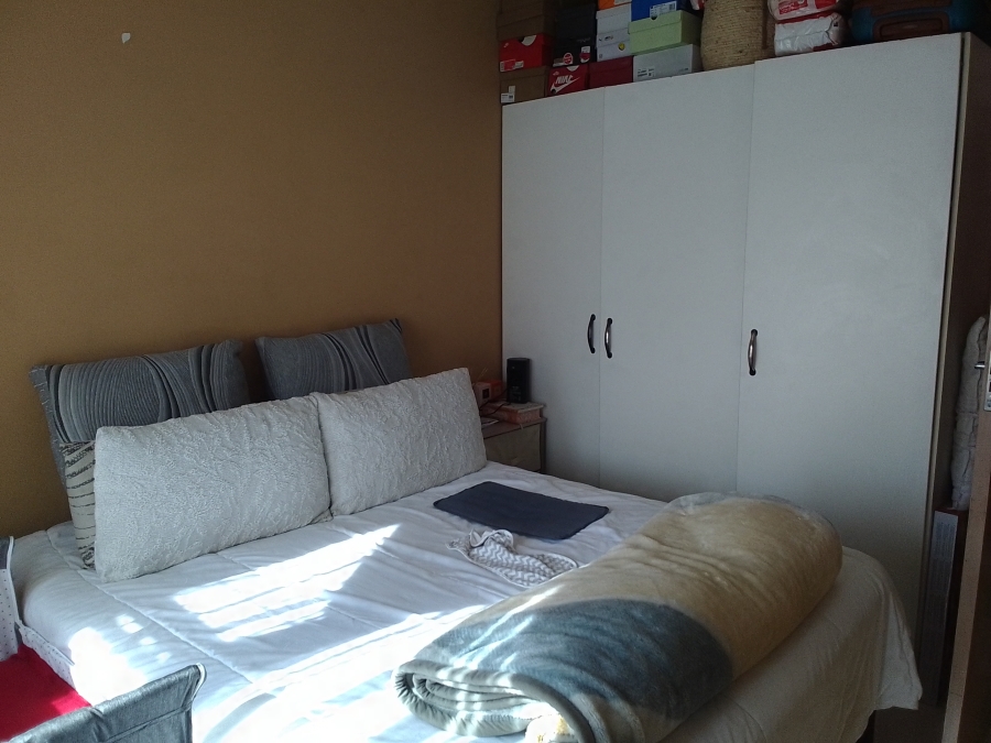 1 Bedroom Property for Sale in Vanderbijlpark CW 5 Gauteng