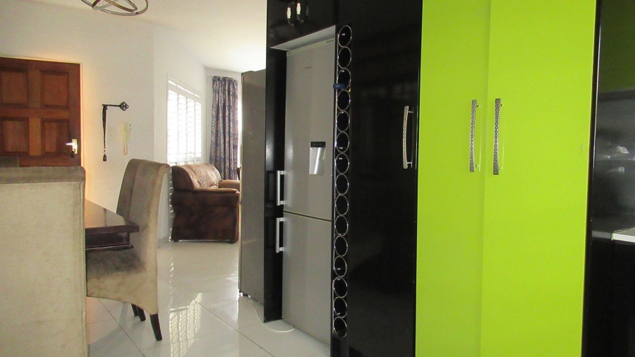 2 Bedroom Property for Sale in Elandshaven Gauteng