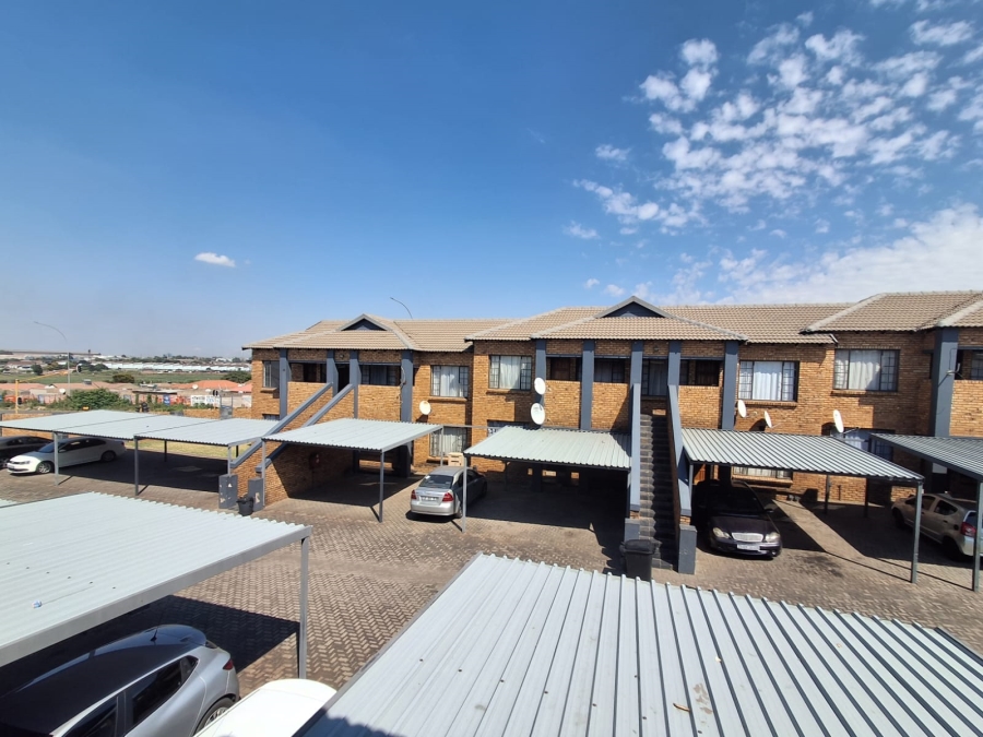 2 Bedroom Property for Sale in Elspark Gauteng