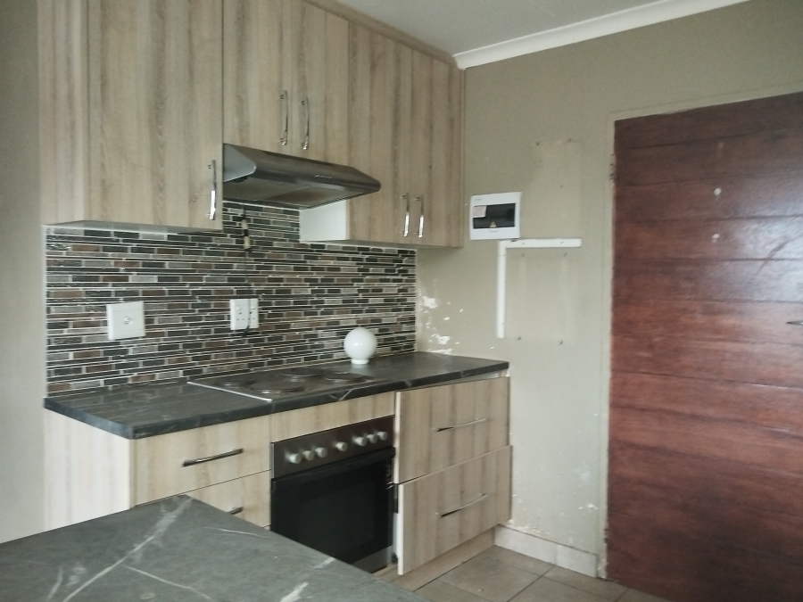 2 Bedroom Property for Sale in Savanna City Gauteng