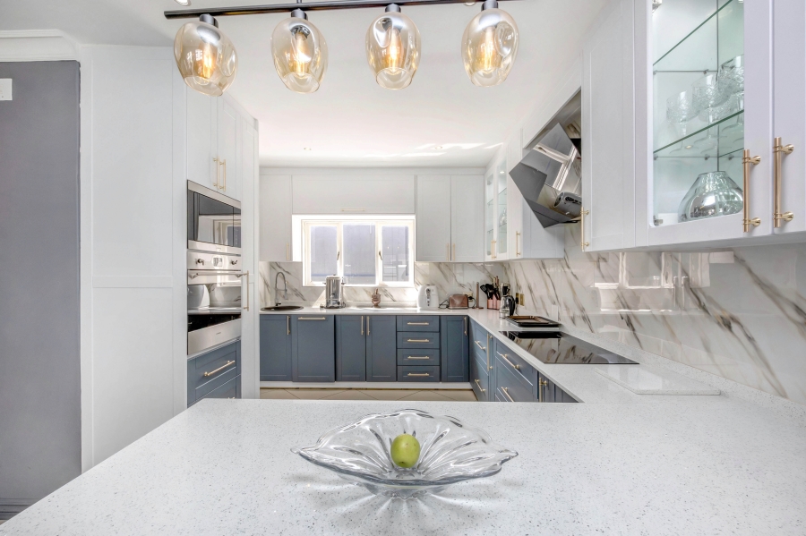 To Let 6 Bedroom Property for Rent in Broadacres Gauteng