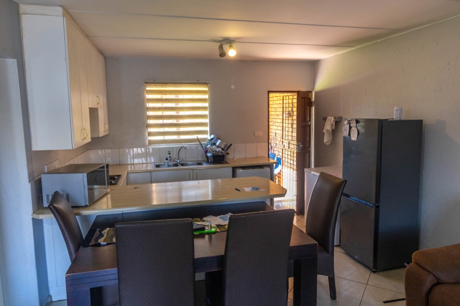 2 Bedroom Property for Sale in Terenure Gauteng