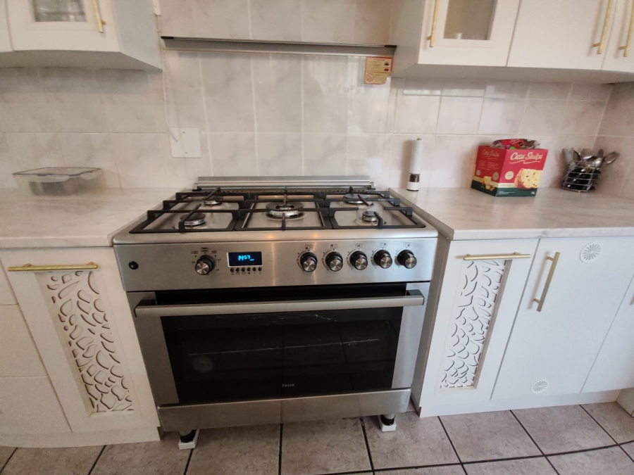 3 Bedroom Property for Sale in Vanderbijlpark SE 2 Gauteng