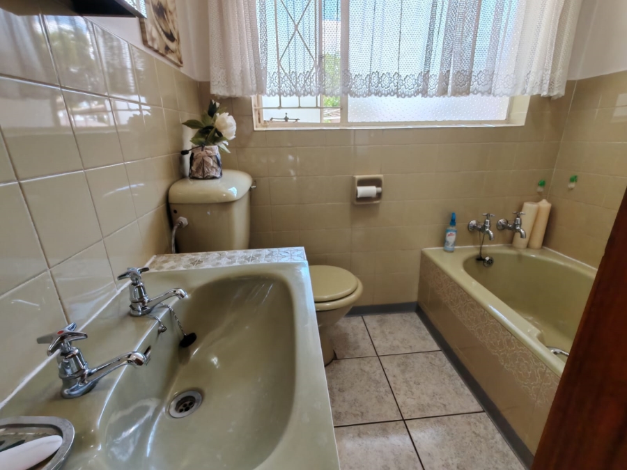 3 Bedroom Property for Sale in Vanderbijlpark SE 2 Gauteng