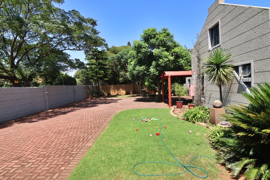 3 Bedroom Property for Sale in Birchleigh North Gauteng