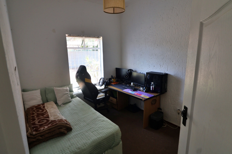 3 Bedroom Property for Sale in Birchleigh North Gauteng