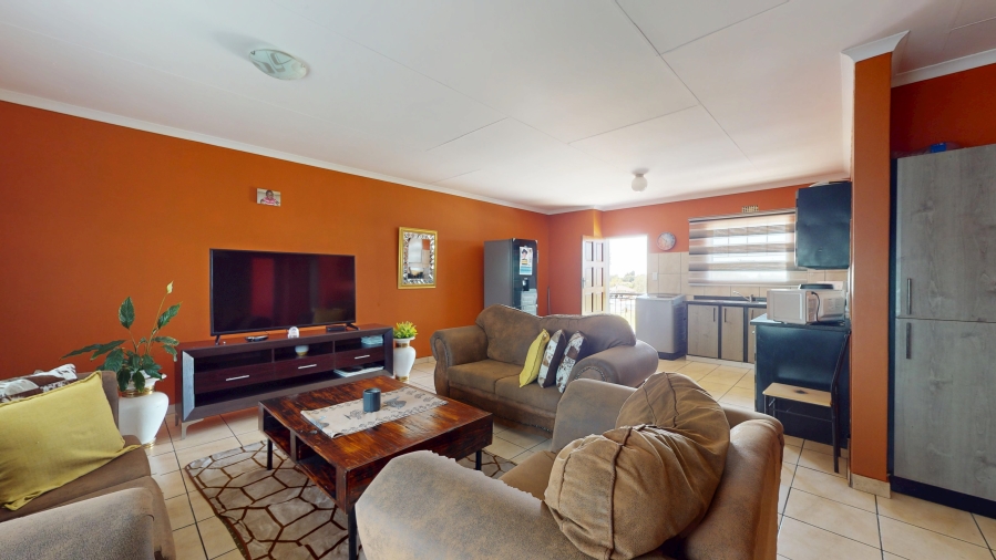 2 Bedroom Property for Sale in Ravenswood Gauteng