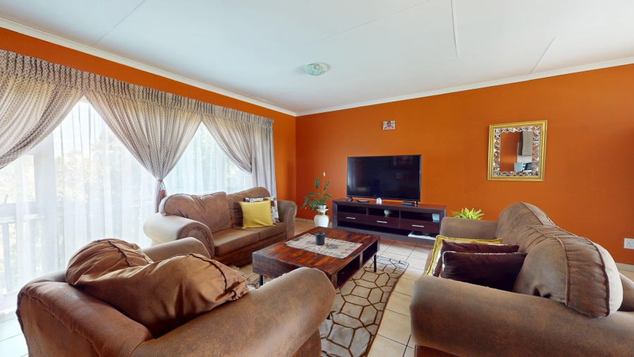 2 Bedroom Property for Sale in Ravenswood Gauteng