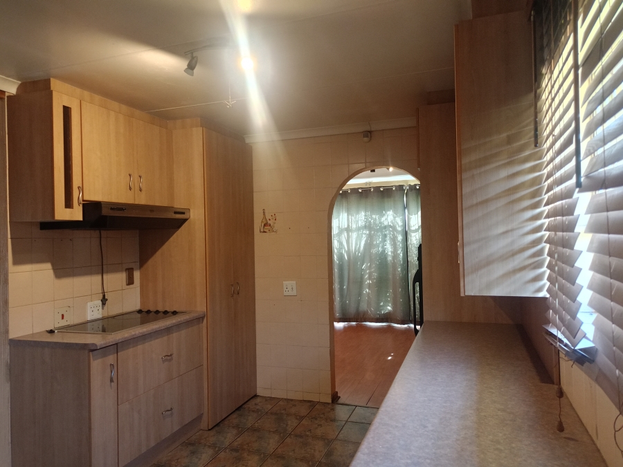 3 Bedroom Property for Sale in Falcon Ridge Gauteng