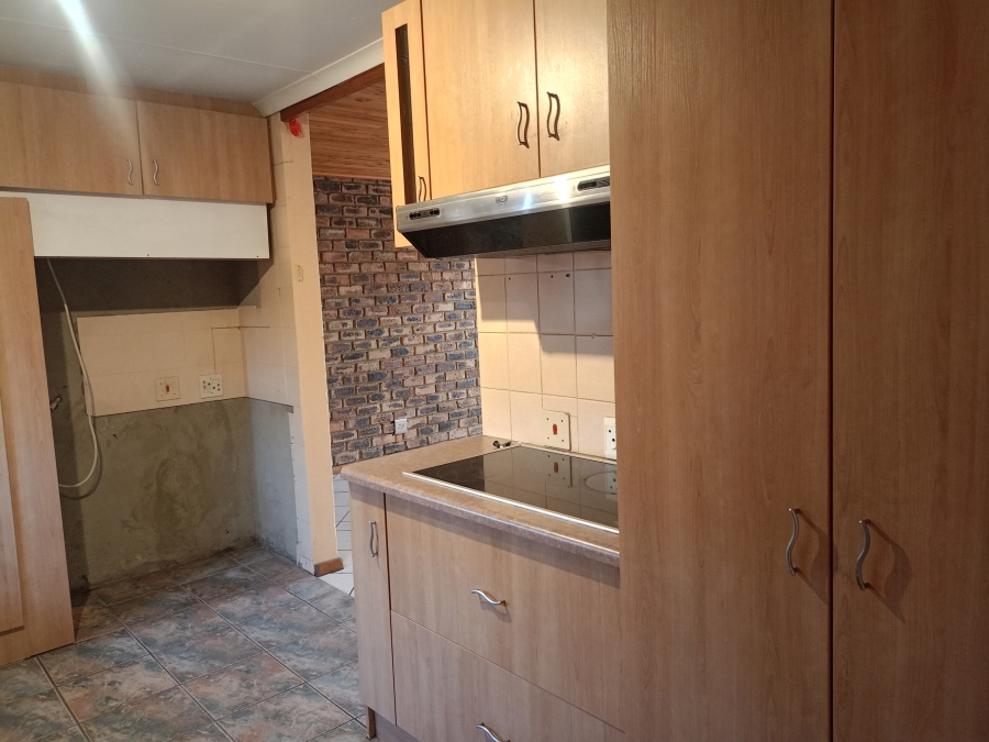 3 Bedroom Property for Sale in Falcon Ridge Gauteng