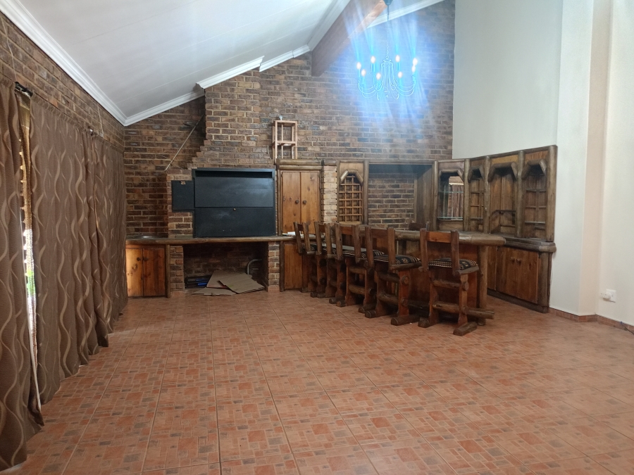 3 Bedroom Property for Sale in Falcon Ridge Gauteng