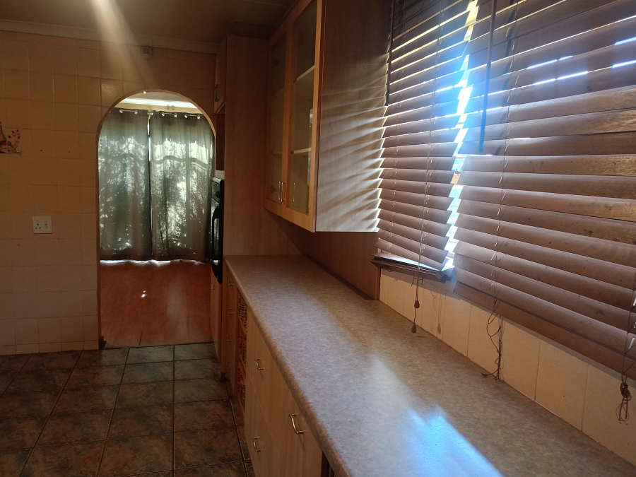 3 Bedroom Property for Sale in Falcon Ridge Gauteng