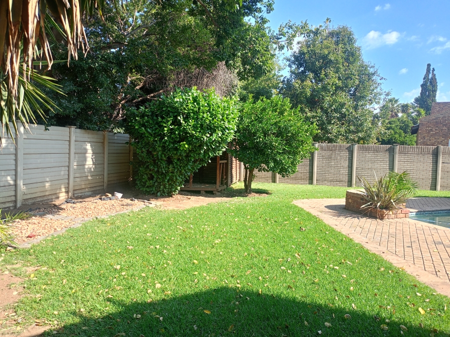 3 Bedroom Property for Sale in Falcon Ridge Gauteng