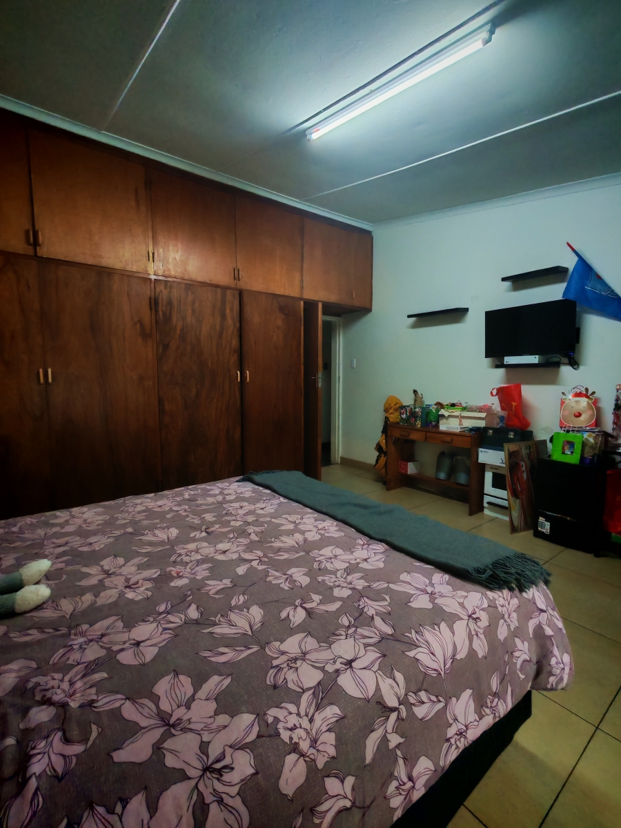 To Let 4 Bedroom Property for Rent in Patryshoek A H Gauteng