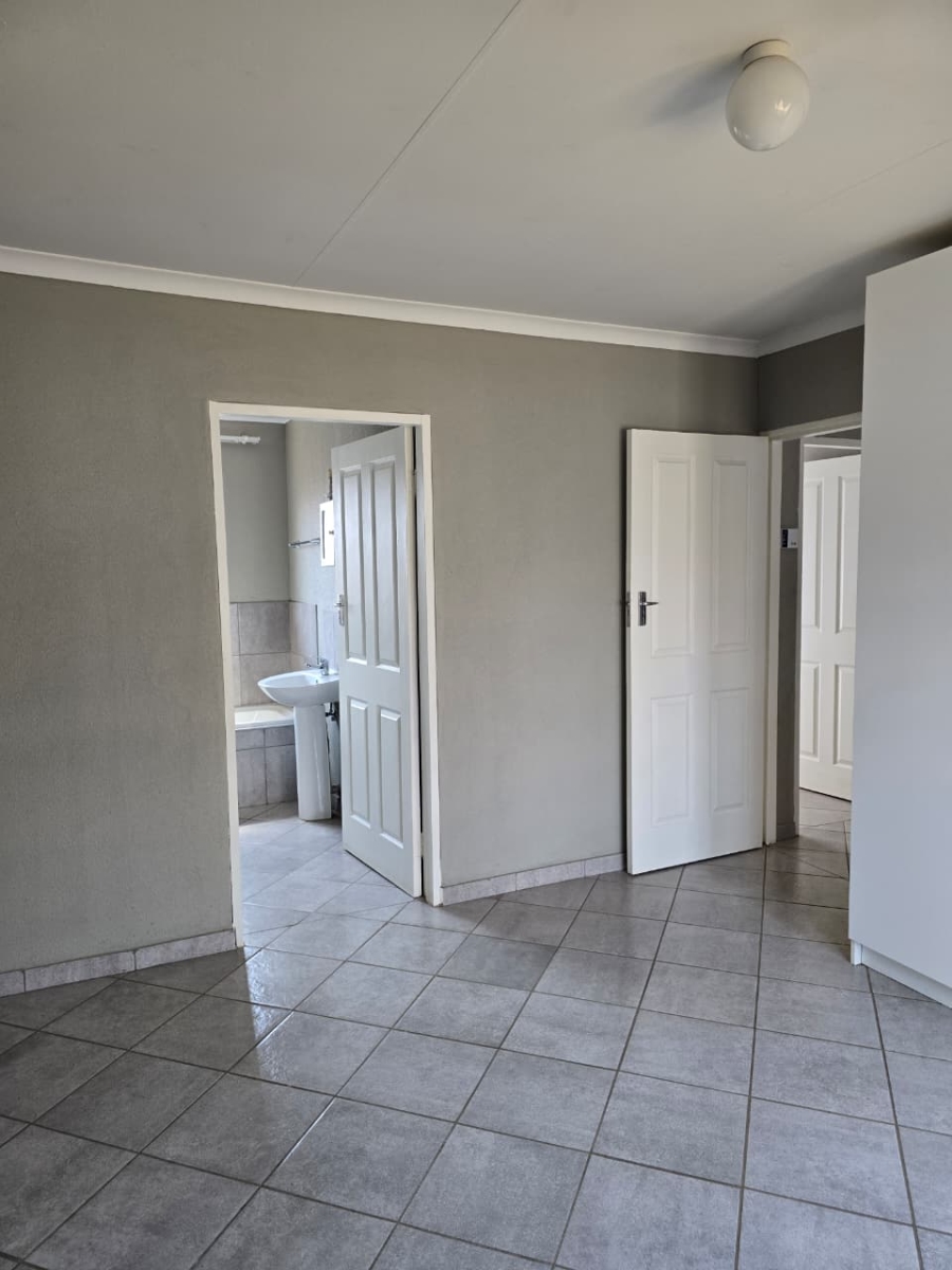 To Let 3 Bedroom Property for Rent in Vanderbijlpark CE 7 Gauteng