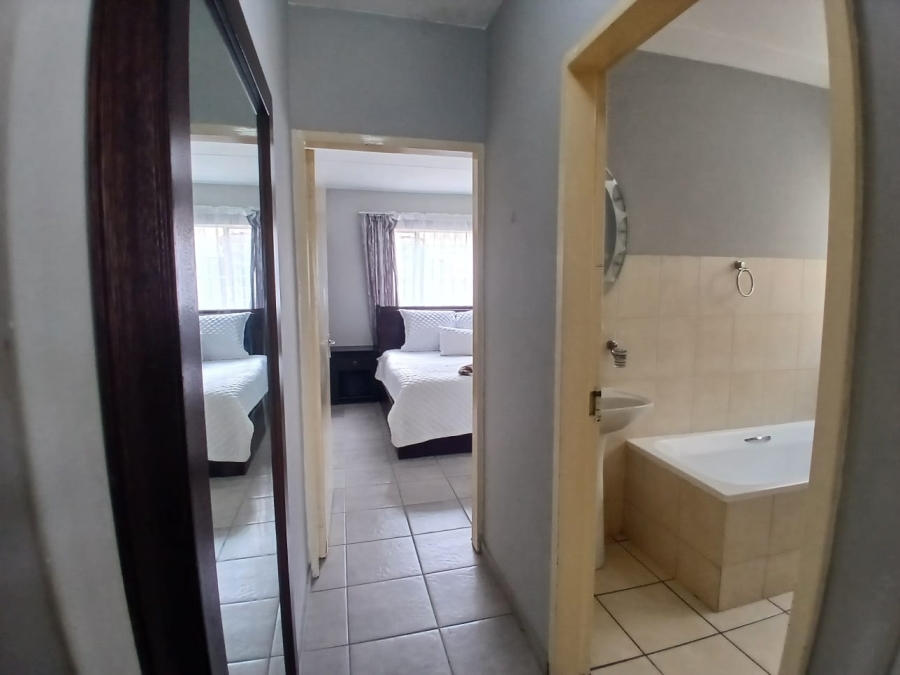 2 Bedroom Property for Sale in Parkrand Gauteng