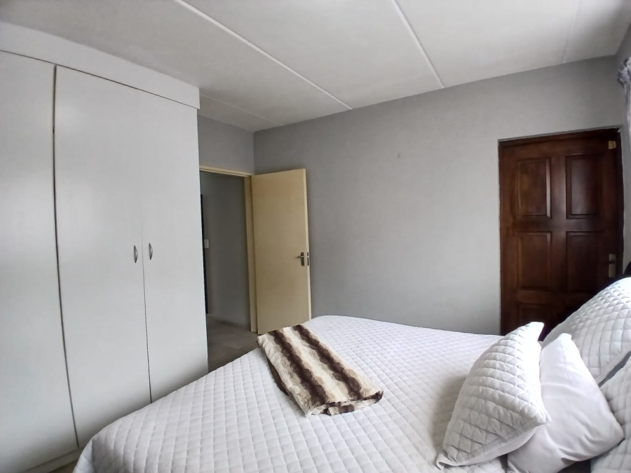 2 Bedroom Property for Sale in Parkrand Gauteng