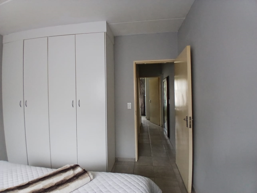 2 Bedroom Property for Sale in Parkrand Gauteng