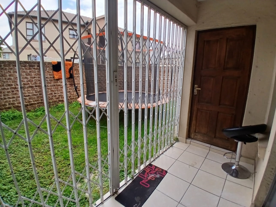 2 Bedroom Property for Sale in Parkrand Gauteng
