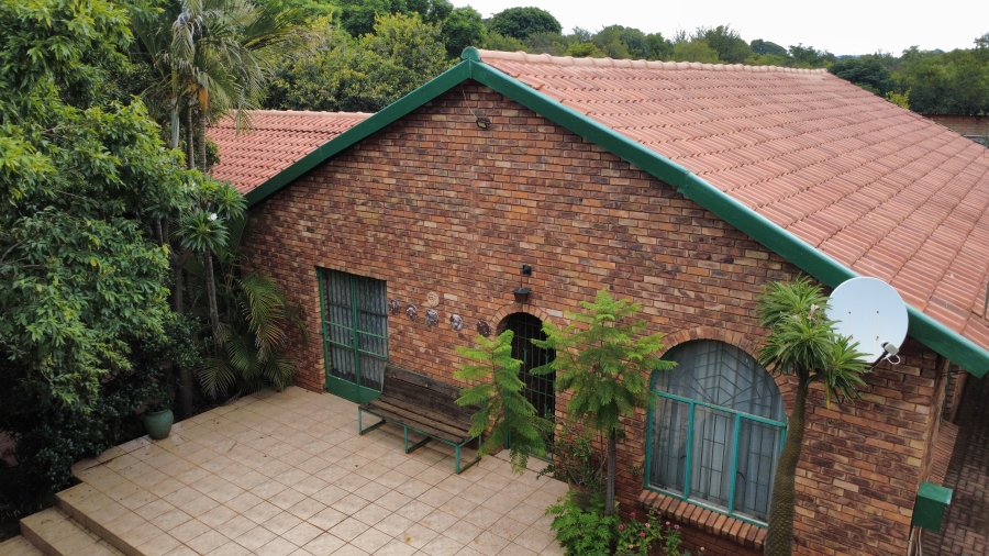 6 Bedroom Property for Sale in Heatherdale AH Gauteng
