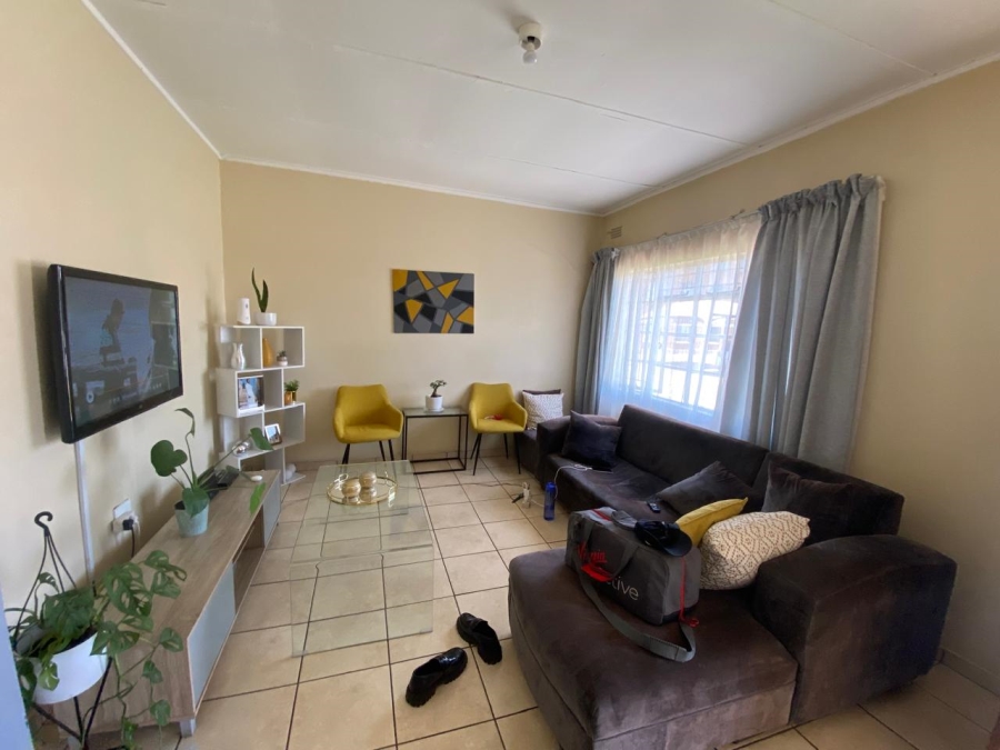 2 Bedroom Property for Sale in Vanderbijlpark CW 5 Gauteng