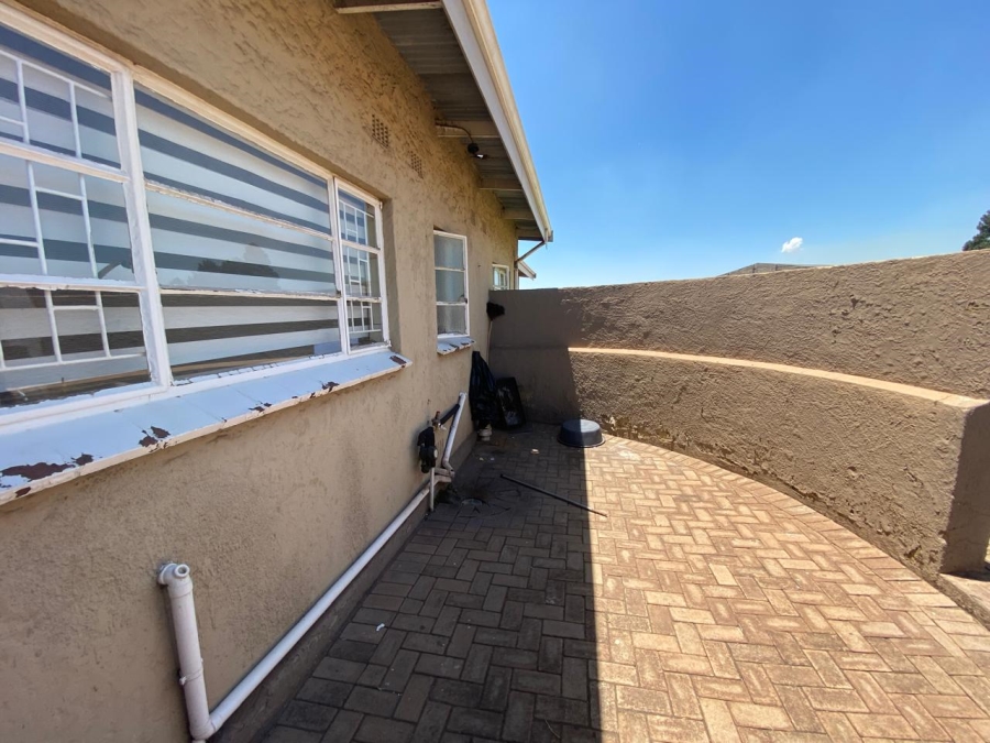 2 Bedroom Property for Sale in Vanderbijlpark CW 5 Gauteng