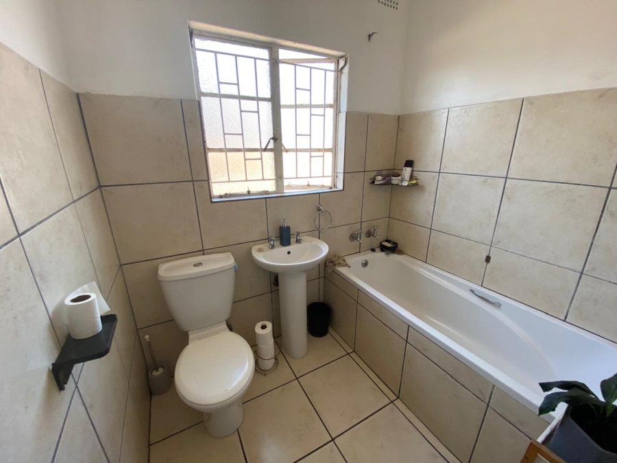 2 Bedroom Property for Sale in Vanderbijlpark CW 5 Gauteng