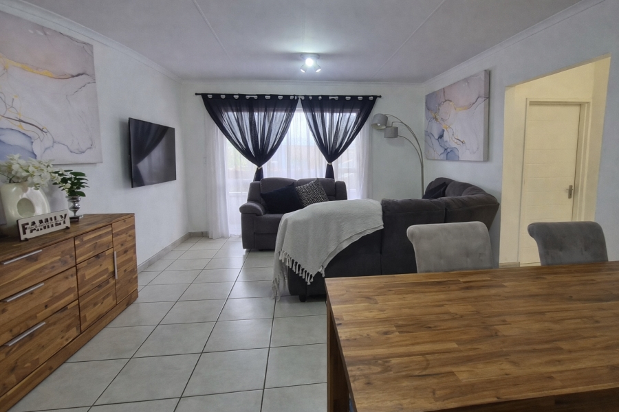 3 Bedroom Property for Sale in Ravenswood Gauteng