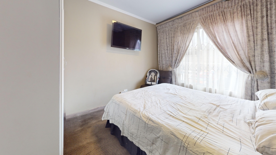 3 Bedroom Property for Sale in Albemarle Gauteng