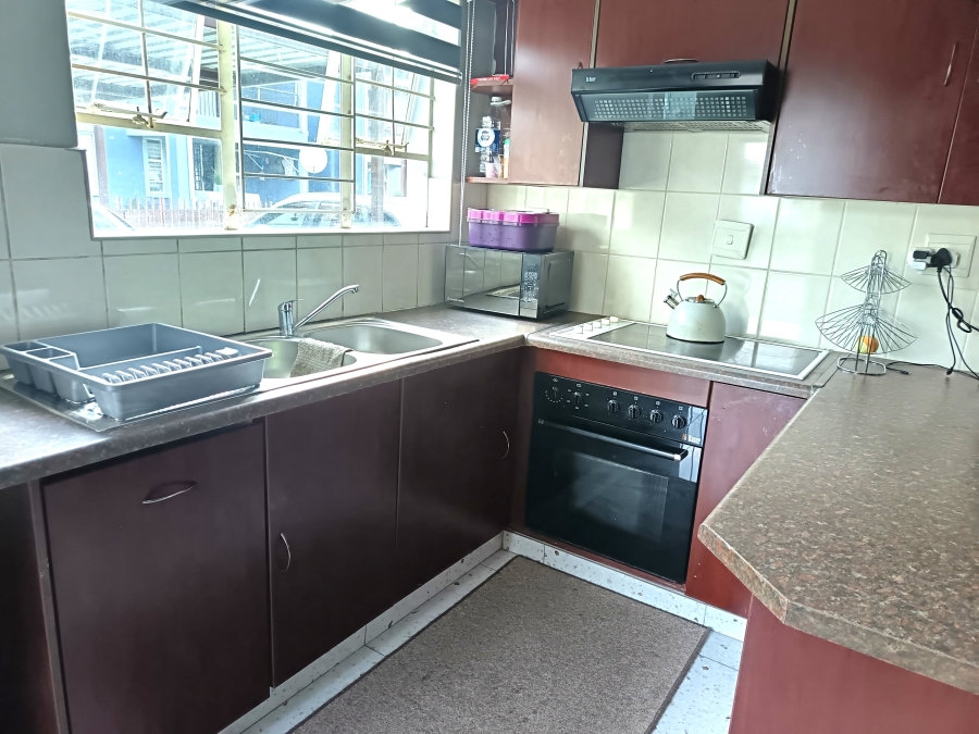 2 Bedroom Property for Sale in Denneoord Gauteng