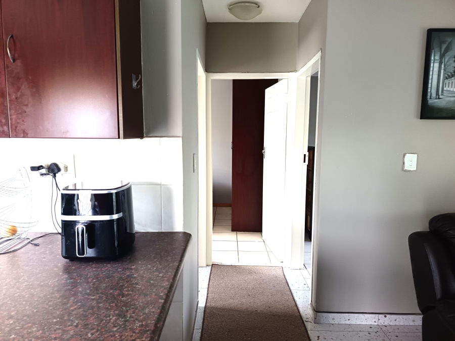2 Bedroom Property for Sale in Denneoord Gauteng