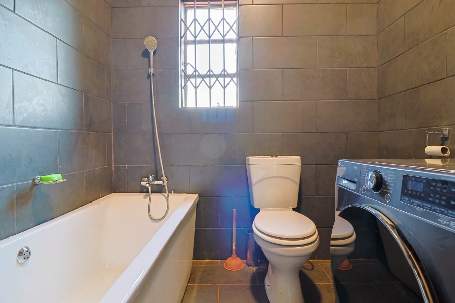 3 Bedroom Property for Sale in Tedderfield A H Gauteng