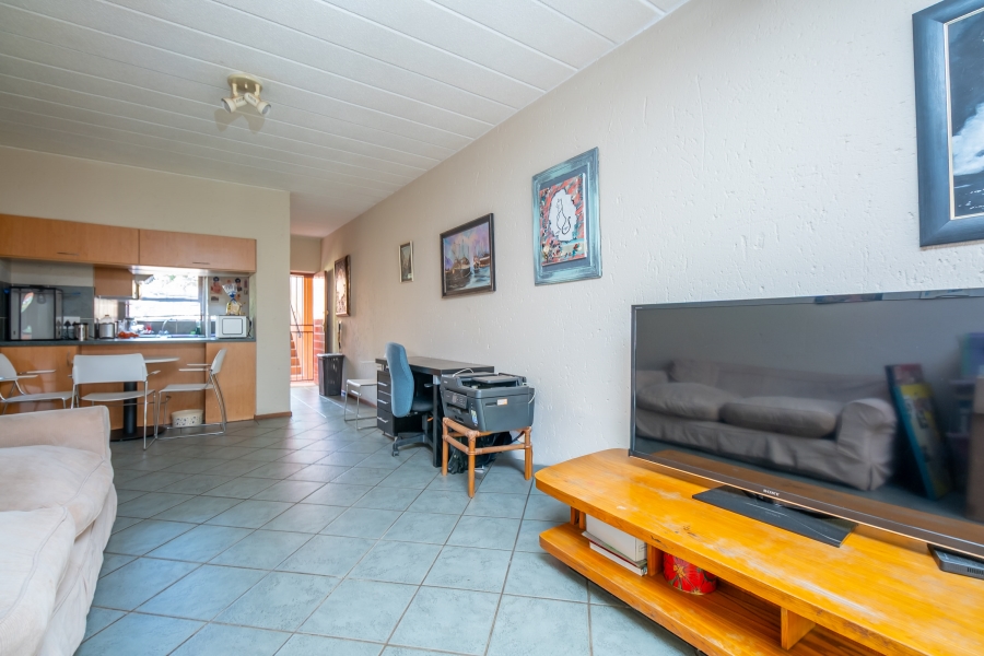 2 Bedroom Property for Sale in Douglasdale Gauteng