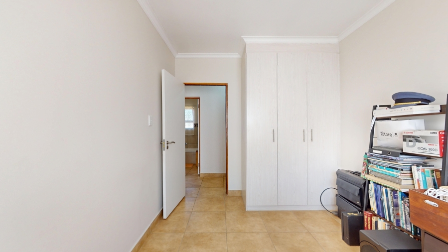 2 Bedroom Property for Sale in Beyers Park Gauteng